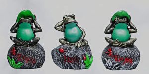 Three Wise Frog Decorative Table Figurines