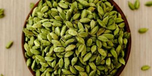 Whole Green Cardamom