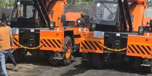 Farana Hydraulic Crane Rent Service