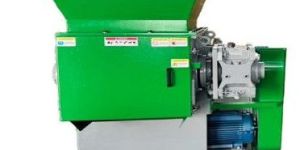 Single Shaft Shredder Machine