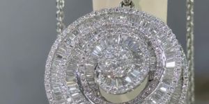 K Jewels Diamond Pendant
