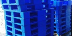 Plastic Pallet with Steel reinforcement