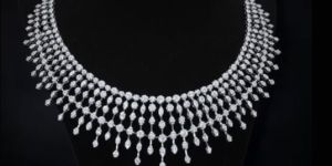 Natural Diamond Necklace Set