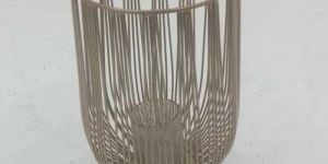 Polished Metal Wire Table Top Tealight Candle Holder