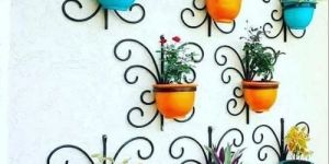 Wall Mount Pot Stand