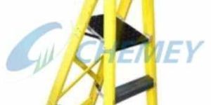 INDUSTRIAL STEEL LADDER