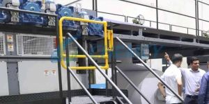 Self Closing Safety Gate