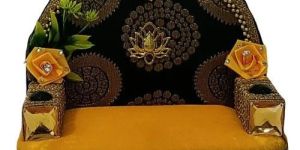 Wooden Decorative Lord Krishna Handicraft Singhasan