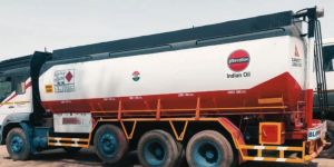 top loading vapor recovery petroleum tanker