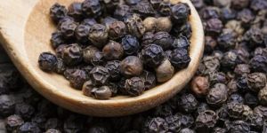 a Grade Black Pepper Seeds