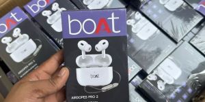 Boat Bluetooth Earbuds