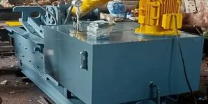 Urmi Scrap Baling Machine