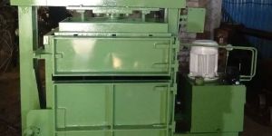 Vertical Mild Steel Baling Machine