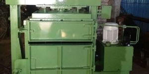 Vertical Press Baling Machine