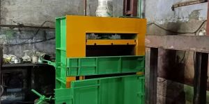 Vertical Waste Baling Machine