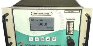 Trace Oxygen Gas Analyzer /COMPACT AND MICROPROCESOR CONTROLLEDLER BASED