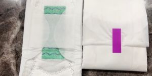 240 Mm L Size Ultra Green Anion Sanitary Napkin