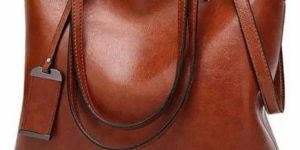 Ladies Stylish Leather Handbag