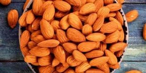 Raw Organic Almond Nuts