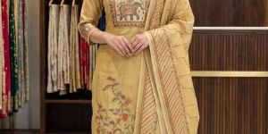 Floral Safari Ethnic Printed Kurta Pant Set