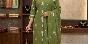 Green Embroidered Ladies Cotton Suit Set