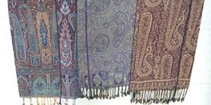 Ladies Designer Woolen Stole