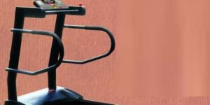 Stallion 950 XL Motorized Treadmill