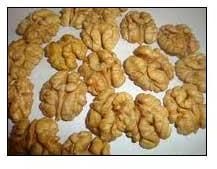 Walnut Kernels -  Light Light Halves