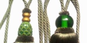 Rasien Tassel Tieback