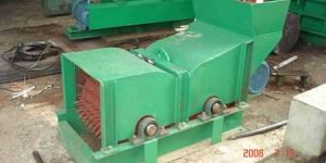 Coir Husk Crusher Machine