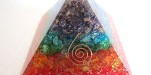 Chakra Orgone Pyramid