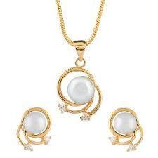 Pearl Pendant Set