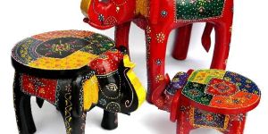 WOODEN STOOL ELEPHANT