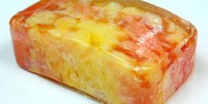 Sandalwood & Almond Aissis Soap