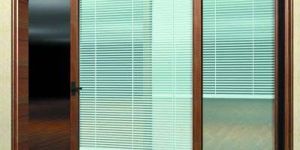 Sandwich Glass Blinds