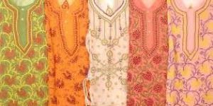 Ladies Chikan Kurtis