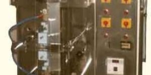 Pouch Packing Machine