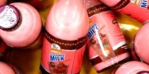 Global Strawberry Flavoured Milk