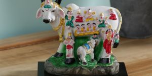 GACTrend Kamdhenu Cow with Calf