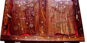 Wooden Quraan Box