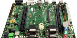 Colibri Evaluation Carrier Board