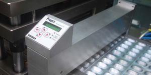 Pinhole Detector Machine