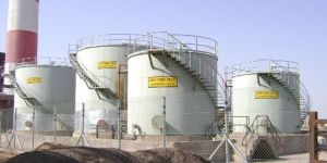 Oil Handling System with Storage Tanks