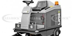 Ride on Sweeping Machine