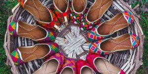 Phulkari Punjabi Jutti