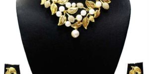 Zaveri Pearls Floral Designer Necklace Set