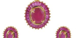 American Diamond Special Clossy Diva Pendant with Earring Set