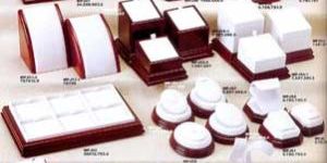 Wooden Jewelry Display-03