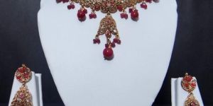 Ruby Light Necklace Set
