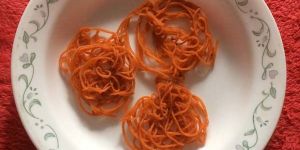 Omapodi Vadagam with Red Chilly